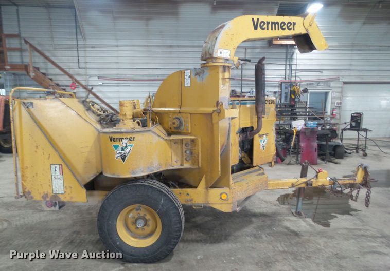 image for item HF9737 1997 Vermeer BC1250A  wood chipper