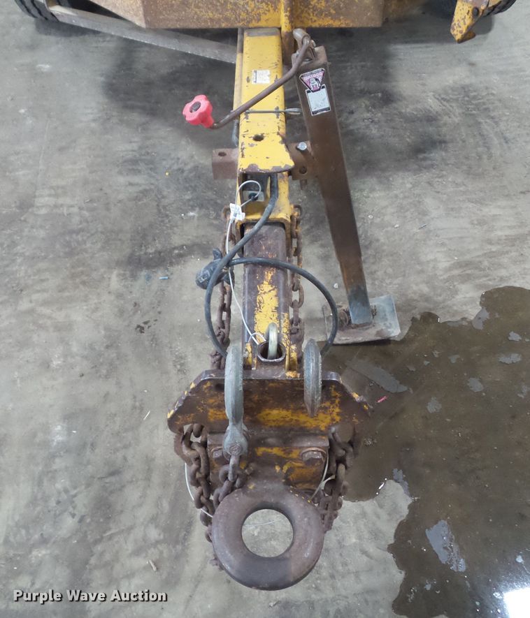 image for item HF9737 1997 Vermeer BC1250A  wood chipper