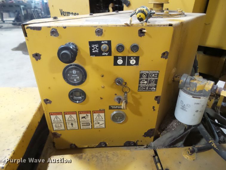 image for item HF9737 1997 Vermeer BC1250A  wood chipper