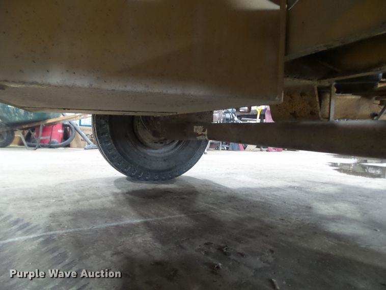 image for item HF9737 1997 Vermeer BC1250A  wood chipper