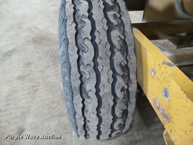 image for item HF9737 1997 Vermeer BC1250A  wood chipper