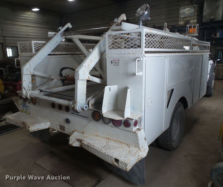 image for item HF9738 2005 Ford F550 Super Duty  utility / service truck