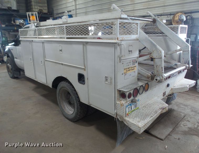 image for item HF9738 2005 Ford F550 Super Duty  utility / service truck