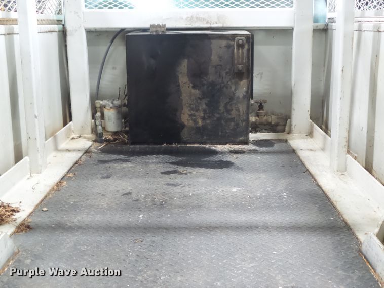 image for item HF9738 2005 Ford F550 Super Duty  utility / service truck