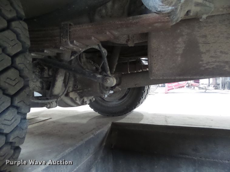 image for item HF9738 2005 Ford F550 Super Duty  utility / service truck