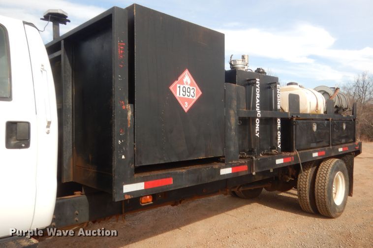 image for item HG9780 2006 Ford F650  utility/service truck
