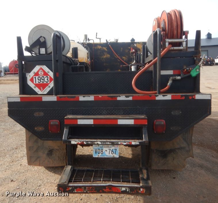 image for item HG9780 2006 Ford F650  utility/service truck