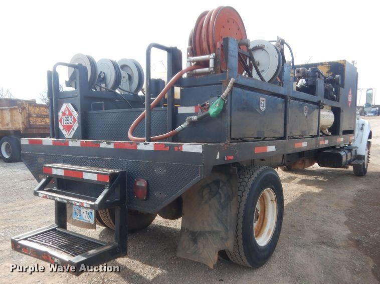 image for item HG9780 2006 Ford F650  utility/service truck