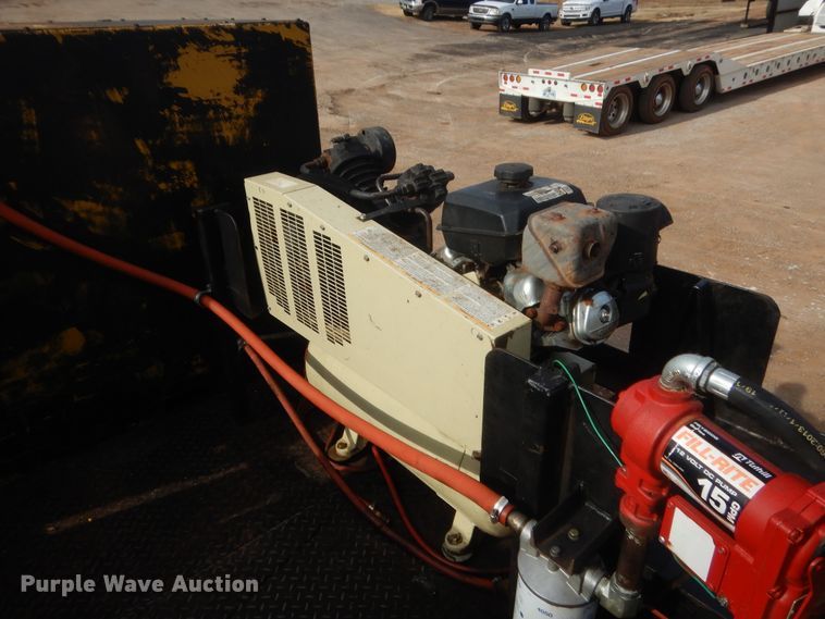 image for item HG9780 2006 Ford F650  utility/service truck