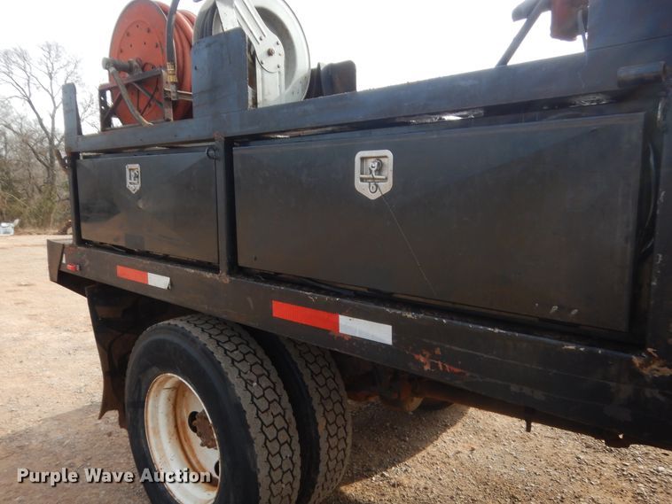 image for item HG9780 2006 Ford F650  utility/service truck