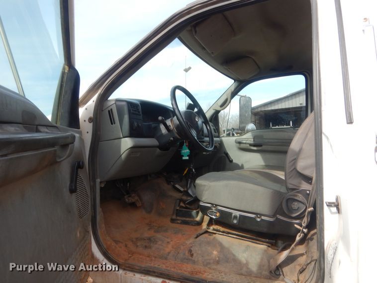 image for item HG9780 2006 Ford F650  utility/service truck