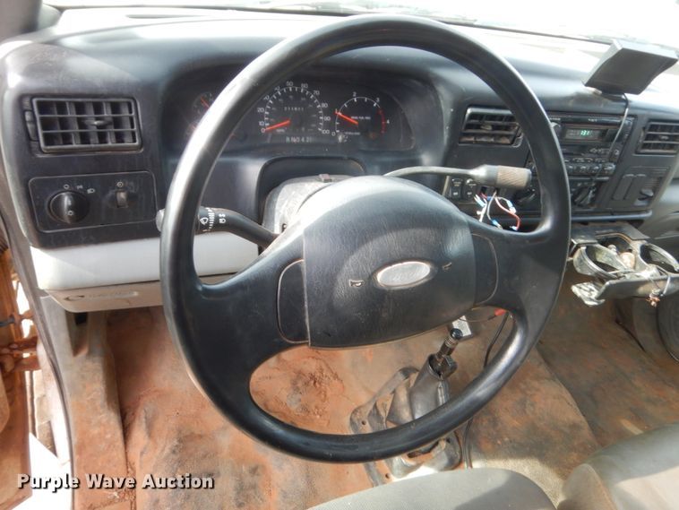 image for item HG9780 2006 Ford F650  utility/service truck