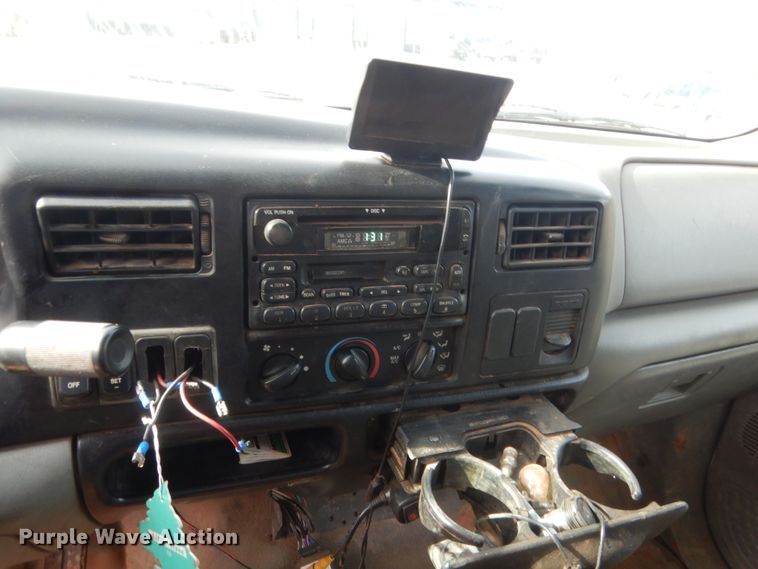 image for item HG9780 2006 Ford F650  utility/service truck