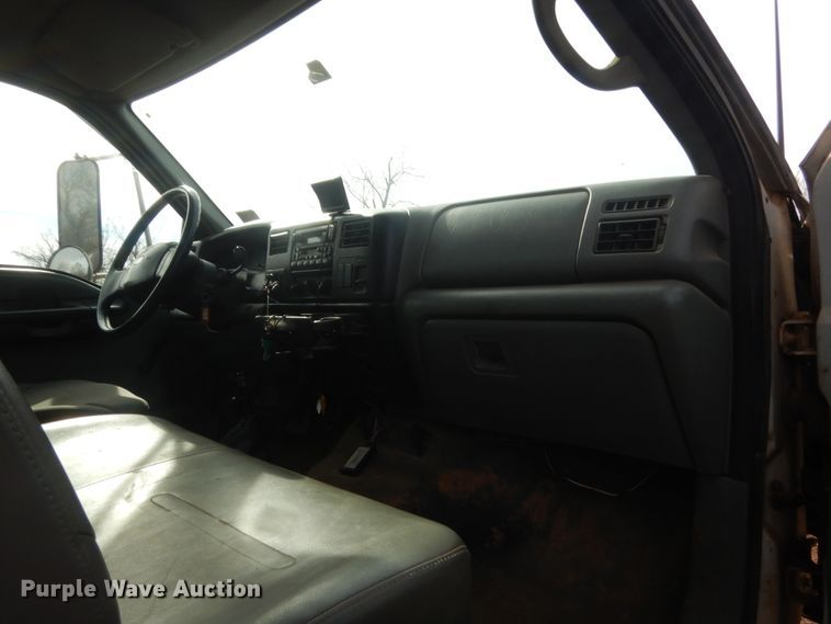 image for item HG9780 2006 Ford F650  utility/service truck