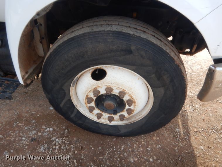 image for item HG9780 2006 Ford F650  utility/service truck