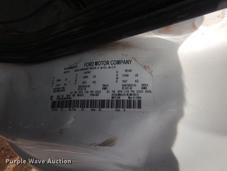 image for item HG9780 2006 Ford F650  utility/service truck