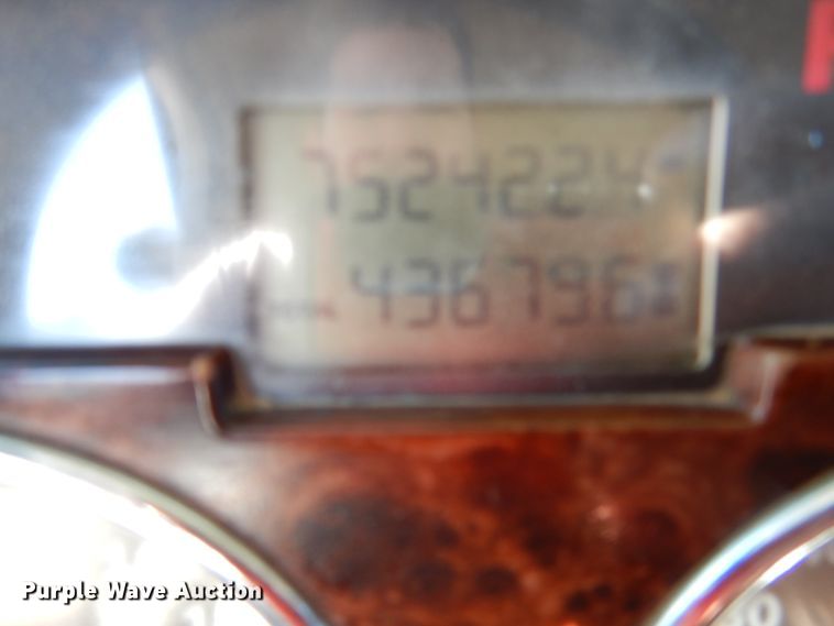 image for item HI9016 2004 Mack Granite  dump truck