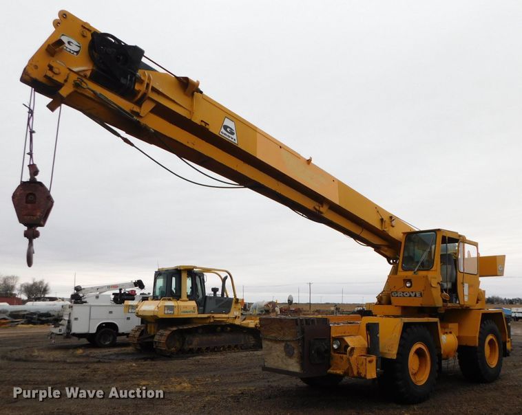 image for item HK9661 1978 Grove RT518  rough or all terrain crane