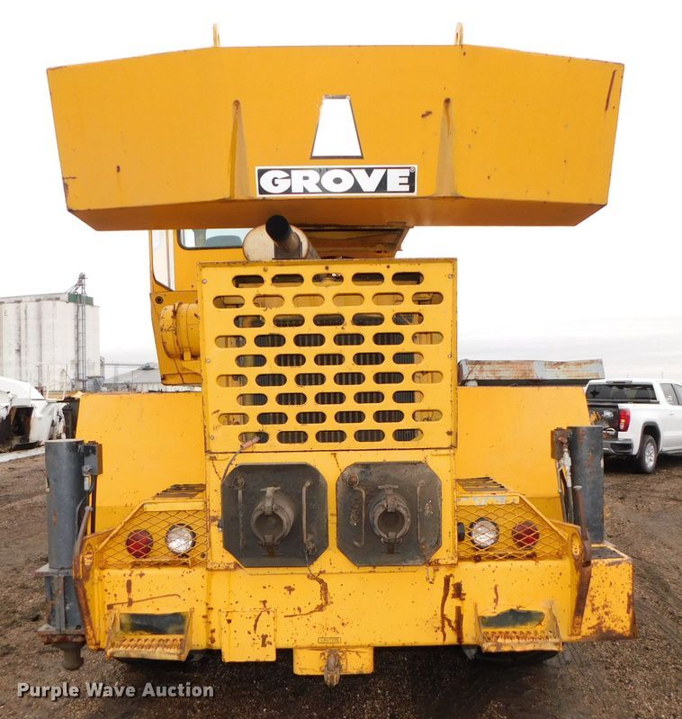 image for item HK9661 1978 Grove RT518  rough or all terrain crane