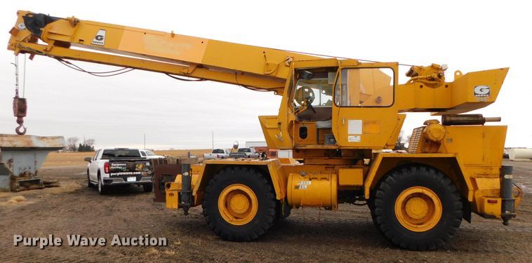 image for item HK9661 1978 Grove RT518  rough or all terrain crane