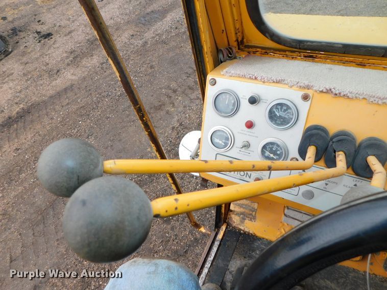image for item HK9661 1978 Grove RT518  rough or all terrain crane
