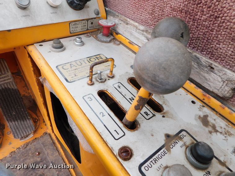 image for item HK9661 1978 Grove RT518  rough or all terrain crane
