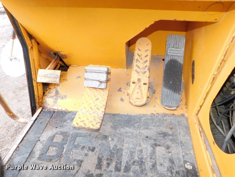 image for item HK9661 1978 Grove RT518  rough or all terrain crane