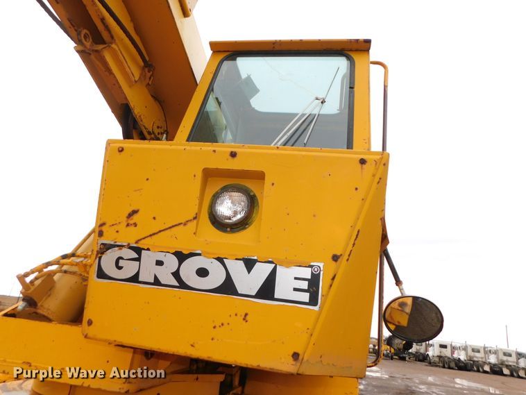 image for item HK9661 1978 Grove RT518  rough or all terrain crane