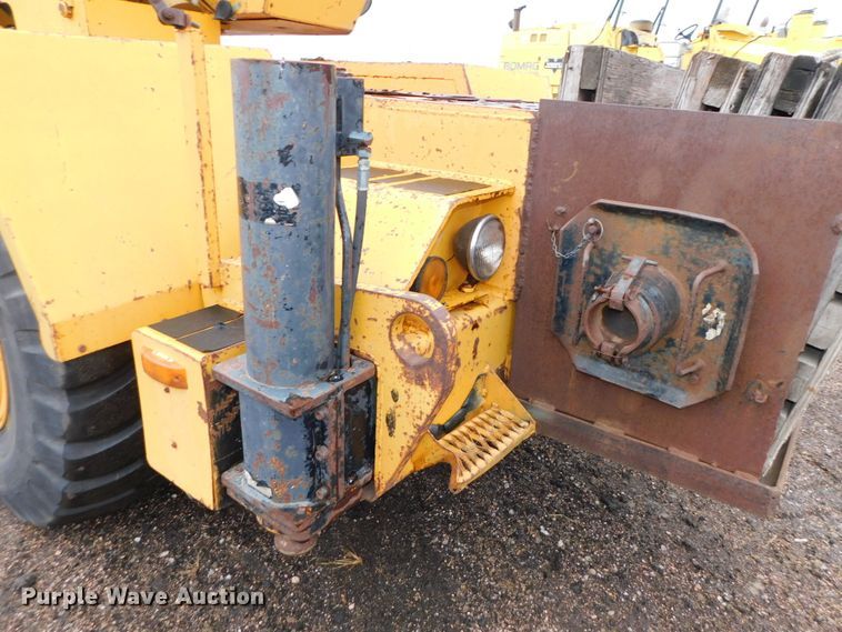 image for item HK9661 1978 Grove RT518  rough or all terrain crane