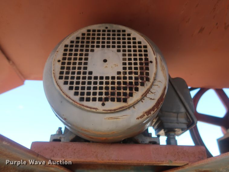 image for item HK9700 Shop built shaker screen