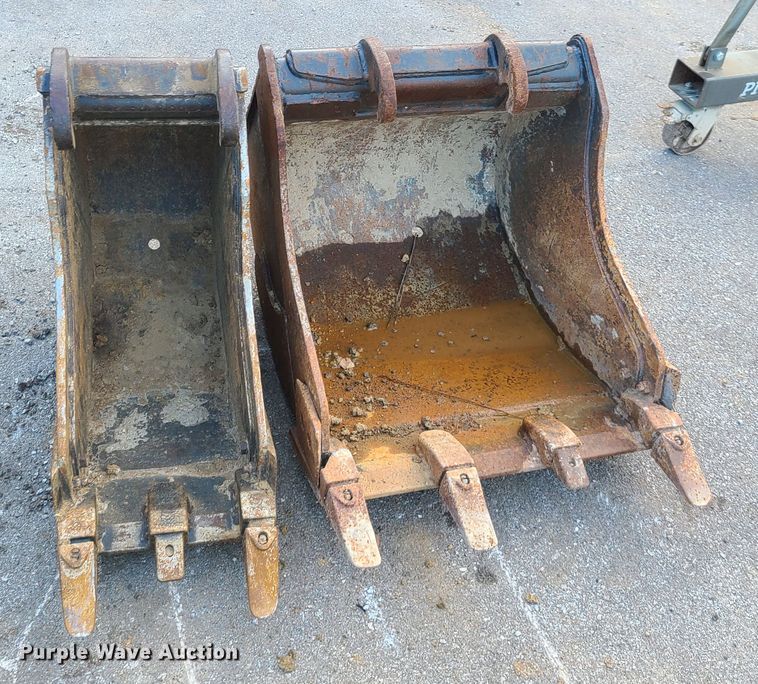 image for item HM9380 (2) Bobcat excavator buckets