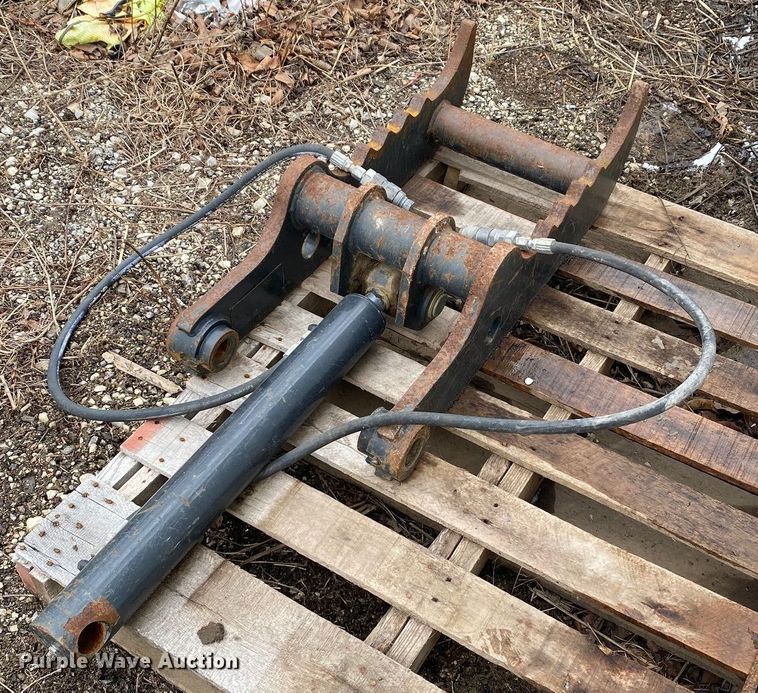 image for item HM9380 (2) Bobcat excavator buckets