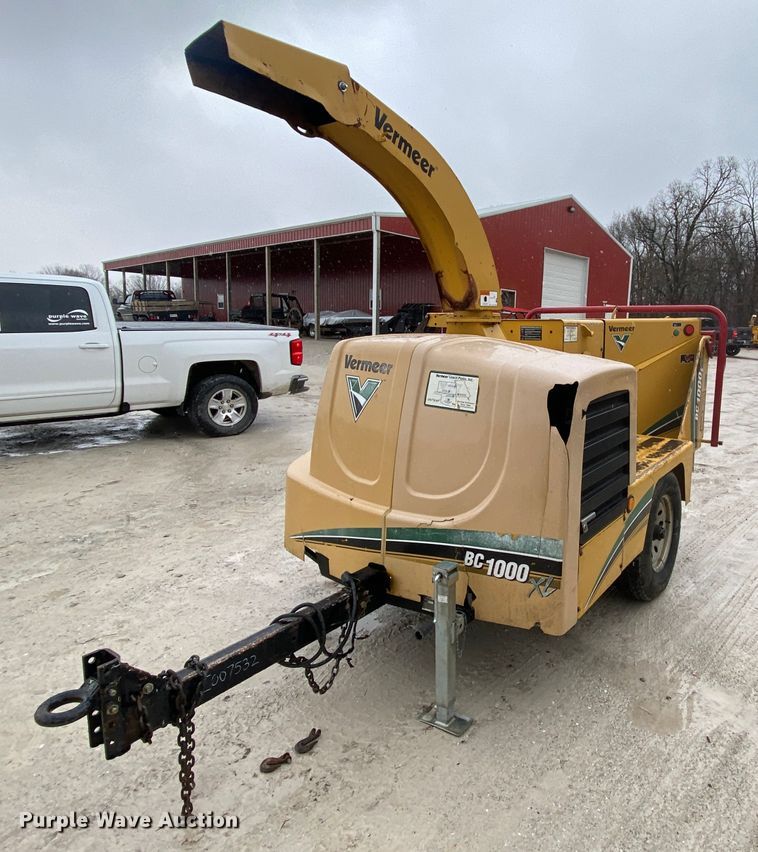 image for item HR9289 2008 Vermeer BC1000XL  wood chipper
