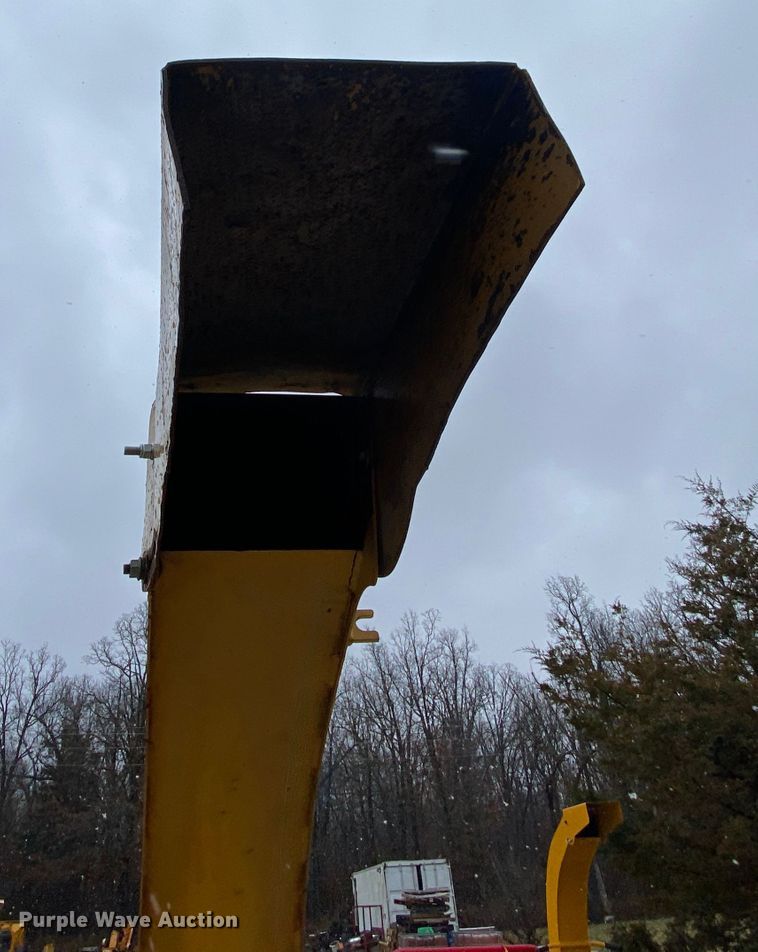 image for item HR9289 2008 Vermeer BC1000XL  wood chipper