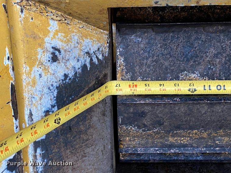 image for item HR9289 2008 Vermeer BC1000XL  wood chipper