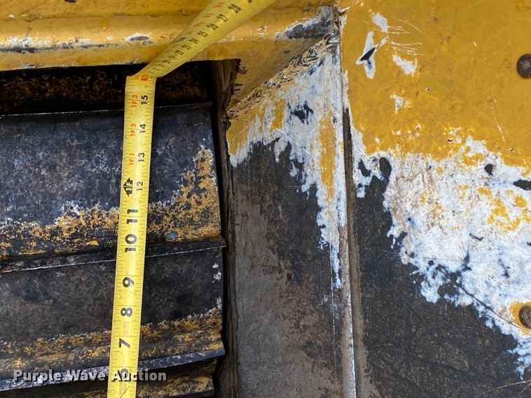 image for item HR9289 2008 Vermeer BC1000XL  wood chipper