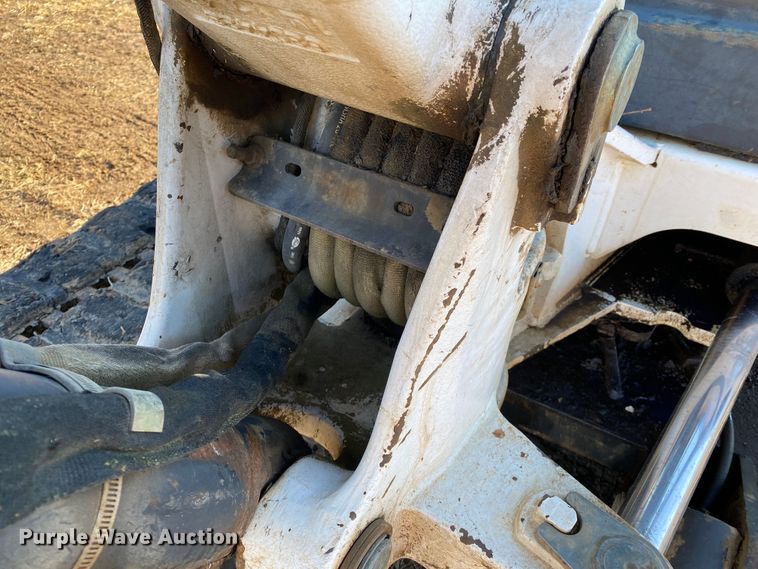 image for item HR9418 2002 Bobcat 337D  mini excavator