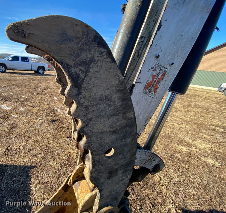 image for item HR9418 2002 Bobcat 337D  mini excavator