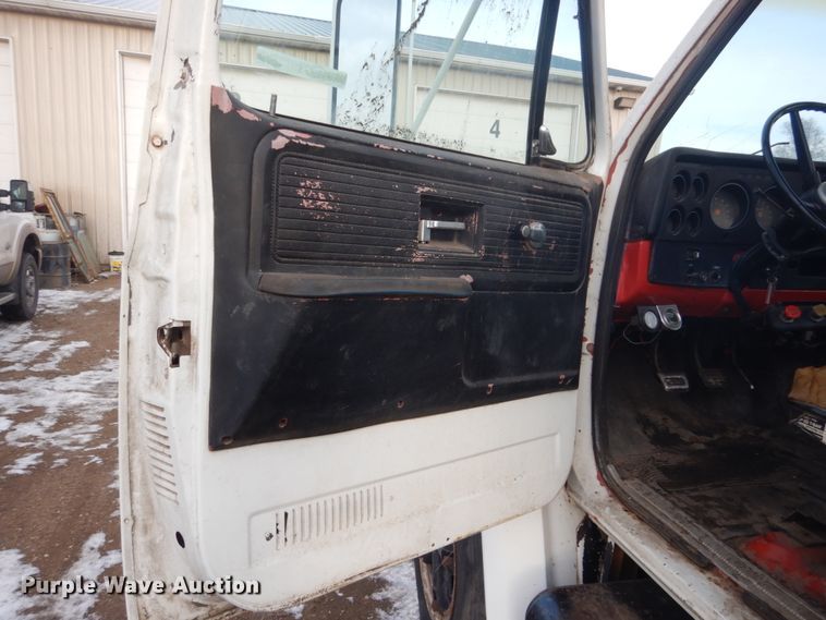 image for item HS9765 1978 Chevrolet C65  truck with Vermeer tree spade