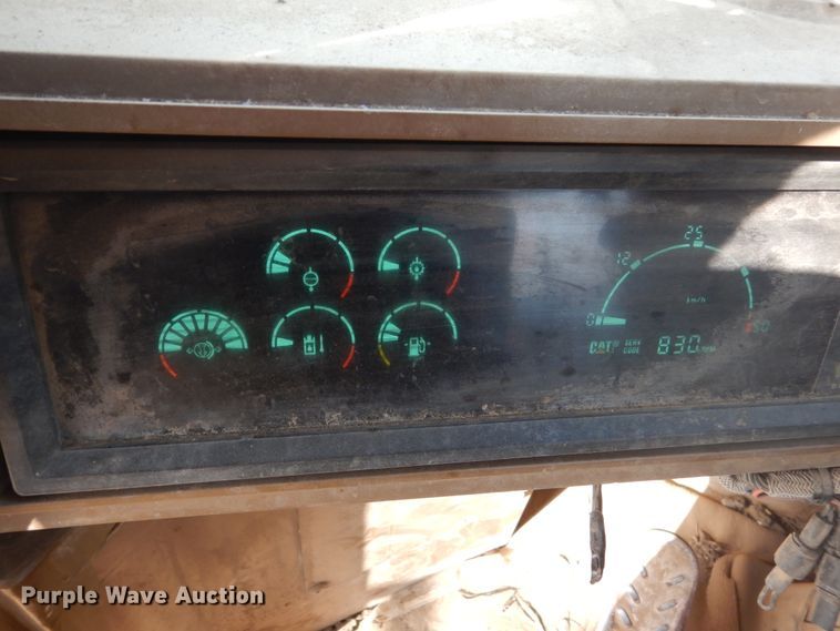 image for item HS9858 1992 Caterpillar 950F  wheel loader