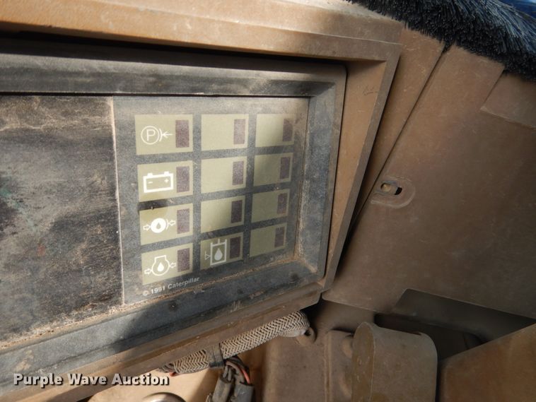 image for item HS9858 1992 Caterpillar 950F  wheel loader