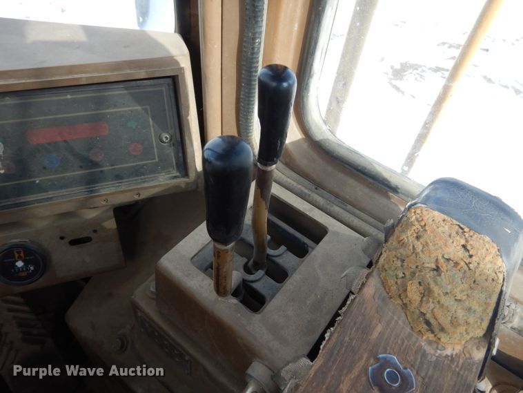 image for item HS9858 1992 Caterpillar 950F  wheel loader