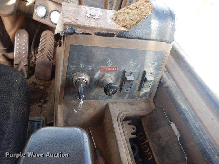 image for item HS9858 1992 Caterpillar 950F  wheel loader