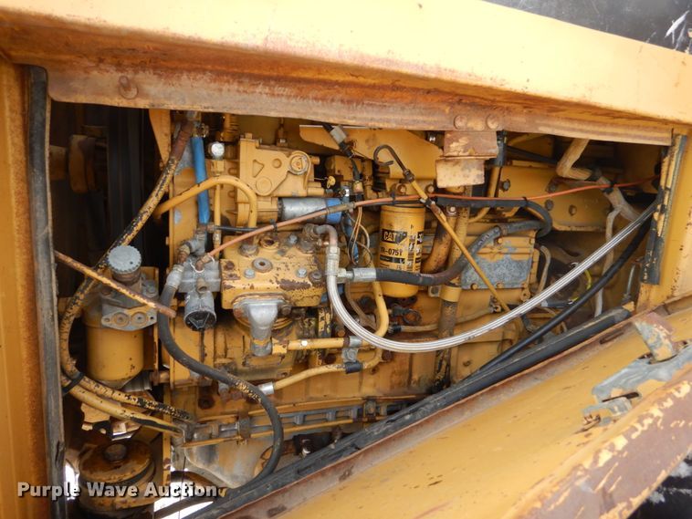 image for item HS9858 1992 Caterpillar 950F  wheel loader