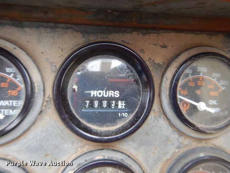 image for item HS9919 1992 Ingersoll Rand VR60  telehandler