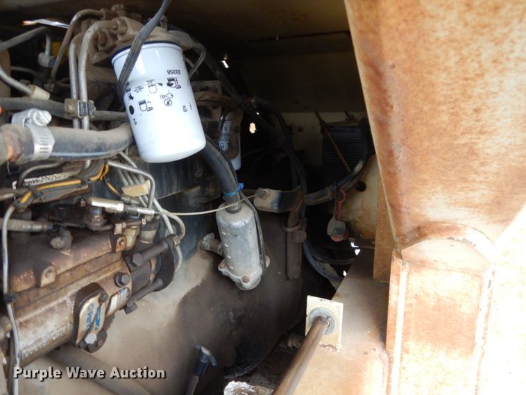 image for item HS9919 1992 Ingersoll Rand VR60  telehandler