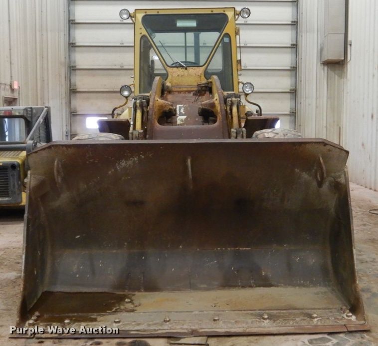 image for item HS9920 1974 Caterpillar 966C  wheel loader