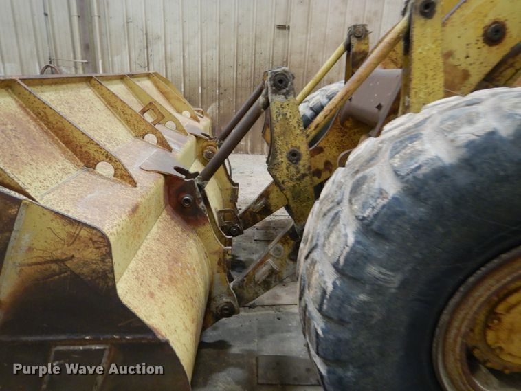 image for item HS9920 1974 Caterpillar 966C  wheel loader