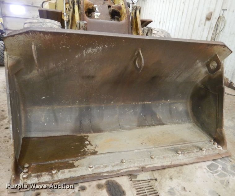 image for item HS9920 1974 Caterpillar 966C  wheel loader