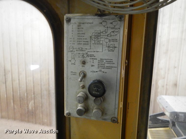 image for item HS9920 1974 Caterpillar 966C  wheel loader